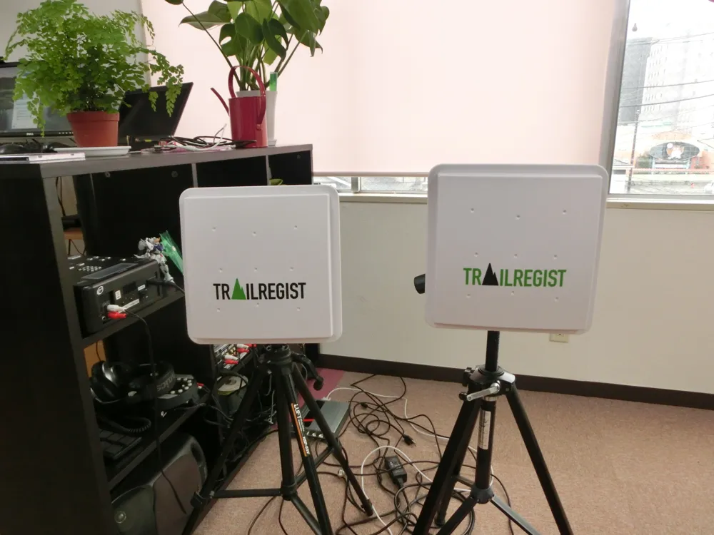 High-power antenna timing equipment bearing the TrailRegist logo